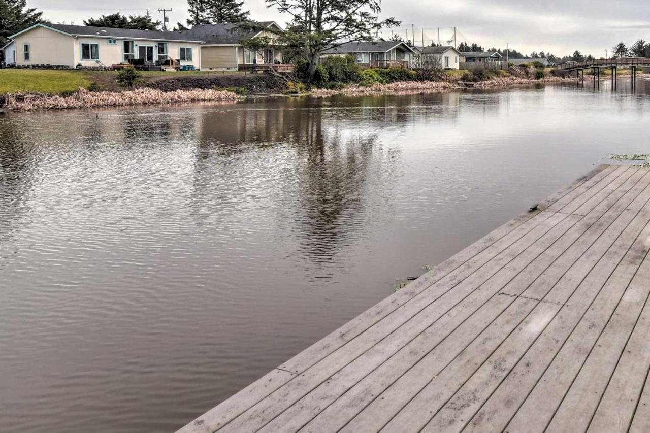 Dog-Friendly Canalfront Condo In Ocean Shores Exterior photo